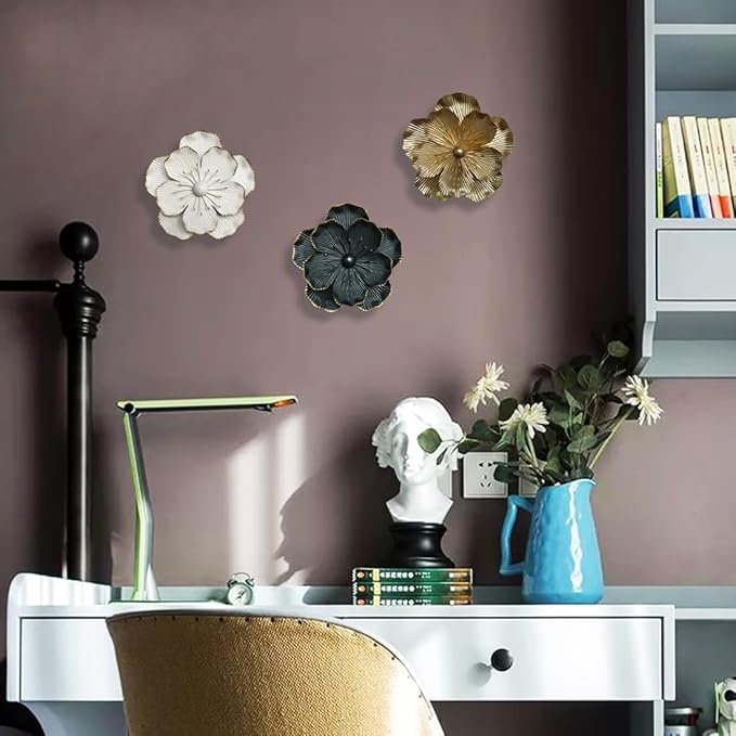 Metal Flower Wall Art Decor, 9" Rustic Modern Floral Sculpture, Distressed Iron Wall Hanging Home Decoration Accent Artworks for Indoor Kitchen Bedroom Living Office Outdoor Garden Patio (35B-White)