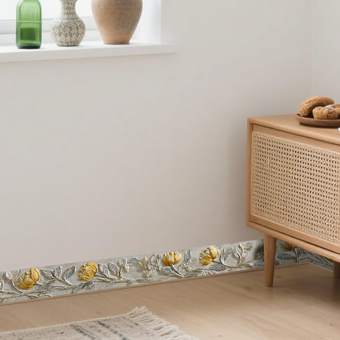 Nuxovilar Wallpaper Border Peel and Stick, Gold & White Tulip Floral Pattern Self-Adhesive Wallpaper, PVC 3.94×16.4 Ft, Ideal for Bedroom, Dining Room, Luxury Decor