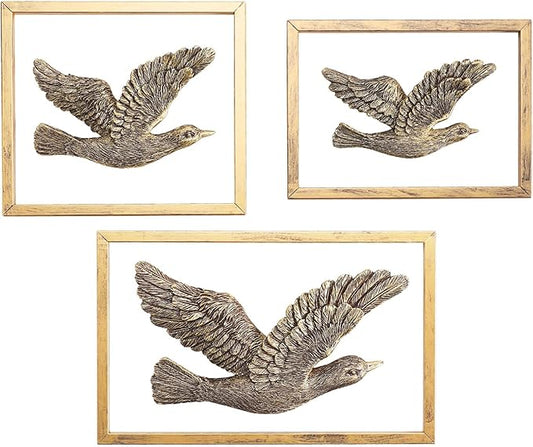 Newinhome Golden Seagull - Handcrafted Resin Bird Figurines Set of 3,Herring Gull Elegant Home Decor for Shelf/Tabletop/Mantel, Wedding Gift & Anniversary Present