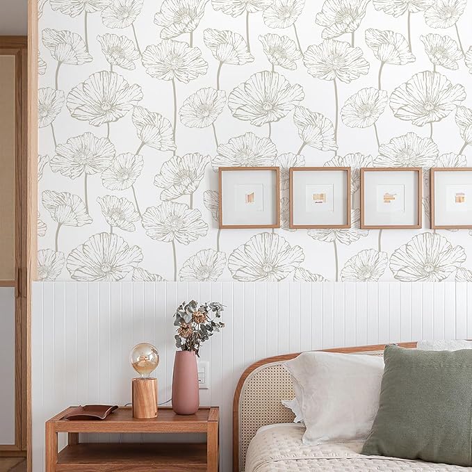Orainege Peel and Stick Wallpaper Beige and White Floral Wallpaper 17.3inx196.8in Self Adhesive Contact Paper Removable Decorative Wall Paper for Bedroom Bathroom Cabinets Decor Vinyl