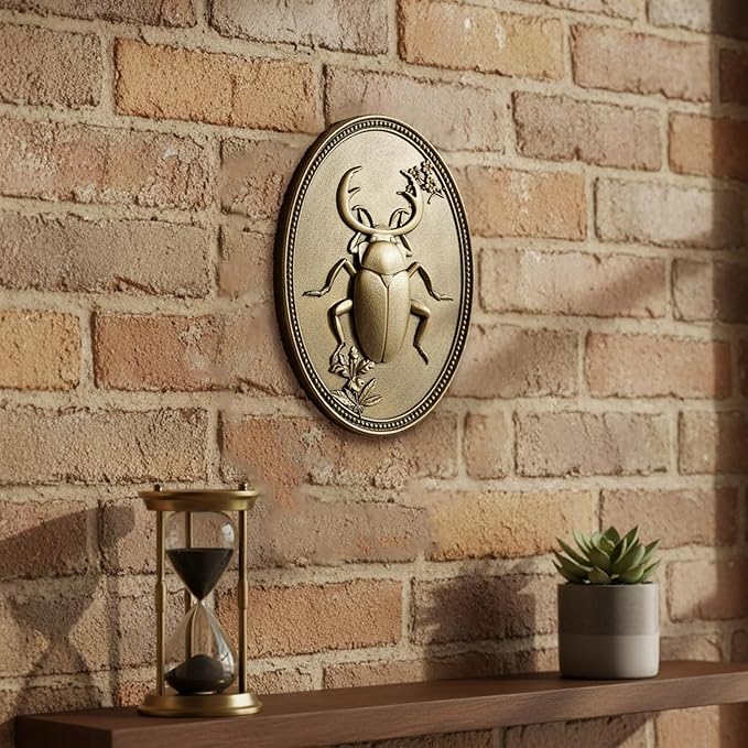 Newinhome Vintage Beetle Wall Sculpture, Antique Wall Decor, Ladybug Wall Decor, Hanging Decoration with Embossed Beetle Design, Vintage Decor for Living Room Bedroom and Hallway, Housewarming Gift