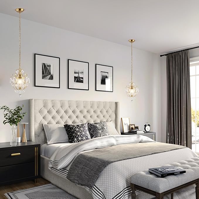 Modern Gold Mini Chandelier, Crystal Light Fixtures Ceiling Mount 1 Light Small Crystal Chandeliers for Bedroom Elegant Crystal Pendant Lighting for Girls Room Dining Room Closet Kitchen Island