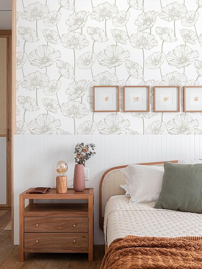 Orainege Peel and Stick Wallpaper Beige and White Floral Wallpaper 17.3inx393.7in Self Adhesive Contact Paper Removable Decorative Wall Paper for Bedroom Bathroom Cabinets Decor Vinyl