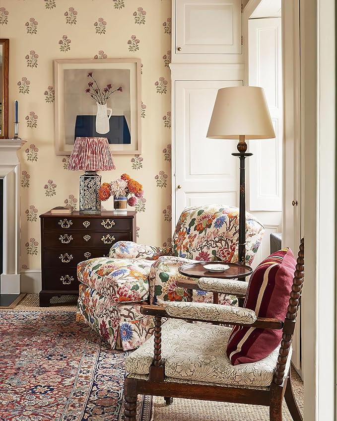 17.3”×393.7” Vintage Floral Wallpaper Retro Rose Flower Contact Paper for Cabinets Self Adheisve Floral Wallpaper for Bedroom Accent Wall Cabinets